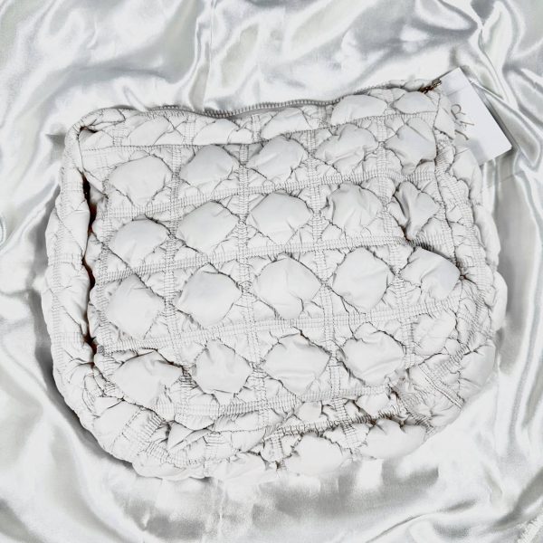 Carlyn Soft L Ivory